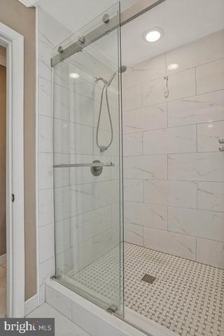 8185 PAPER BIRCH DR, Lorton, VA 22079