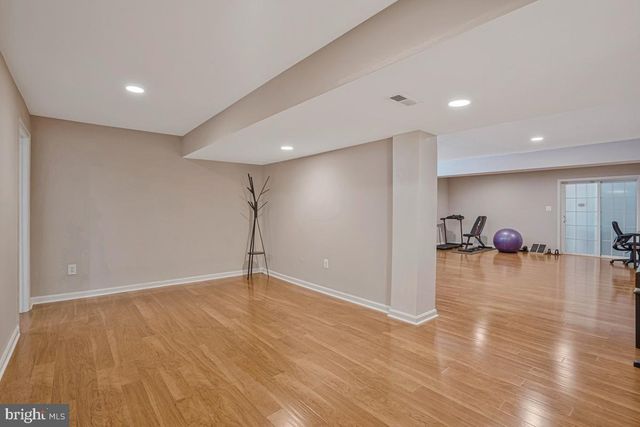 8185 PAPER BIRCH DR, Lorton, VA 22079