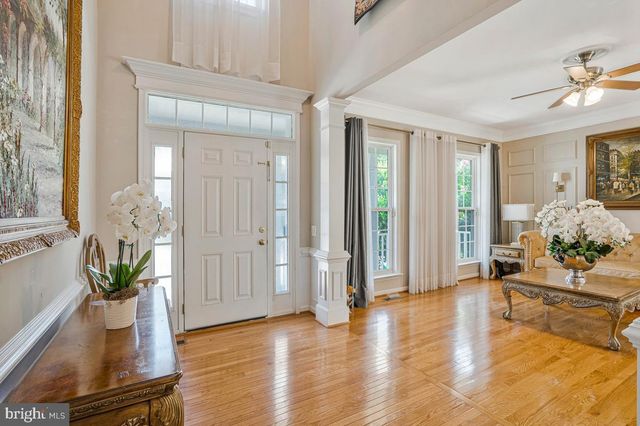 8185 PAPER BIRCH DR, Lorton, VA 22079