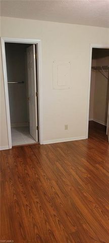 4611 Bayshore DR O8, Naples, FL 34112