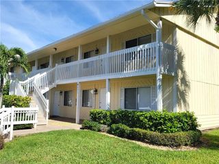 4611 Bayshore DR O8, Naples, FL 34112
