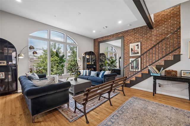 3300 Taft Street B, Houston, TX 77006