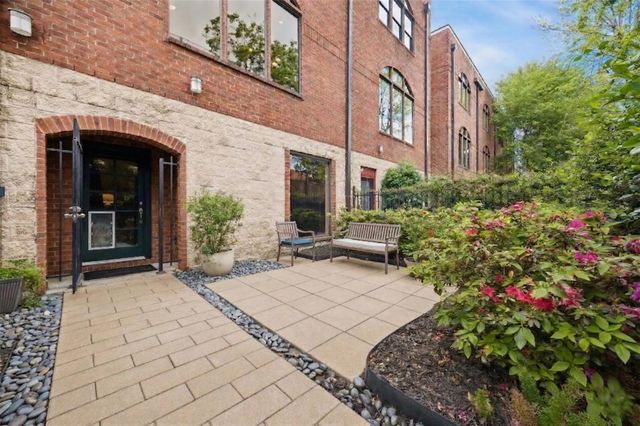 3300 Taft Street B, Houston, TX 77006