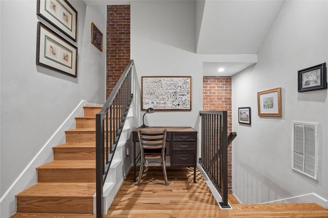 3300 Taft Street B, Houston, TX 77006