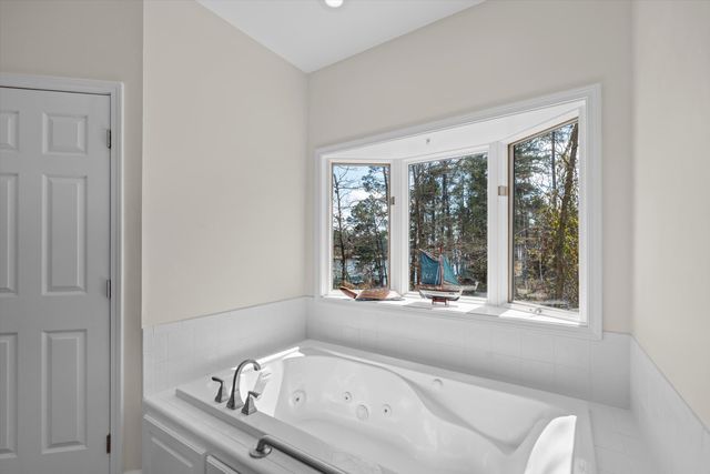 182 Savannah Drive, Mc Cormick, SC 29835