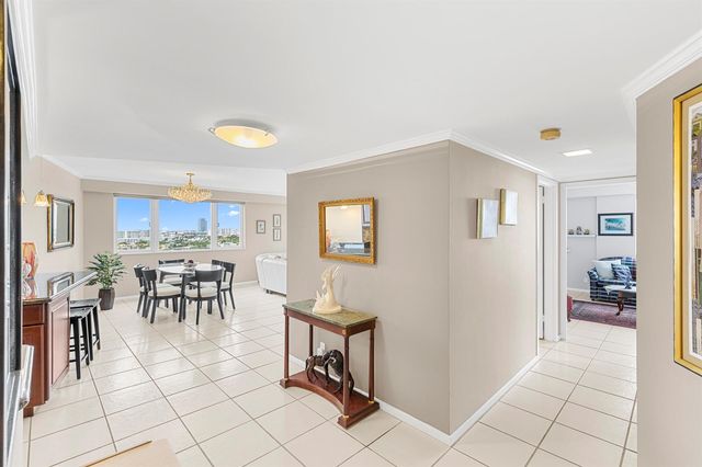 3000 Holiday Drive 1505, Fort Lauderdale, FL 33316