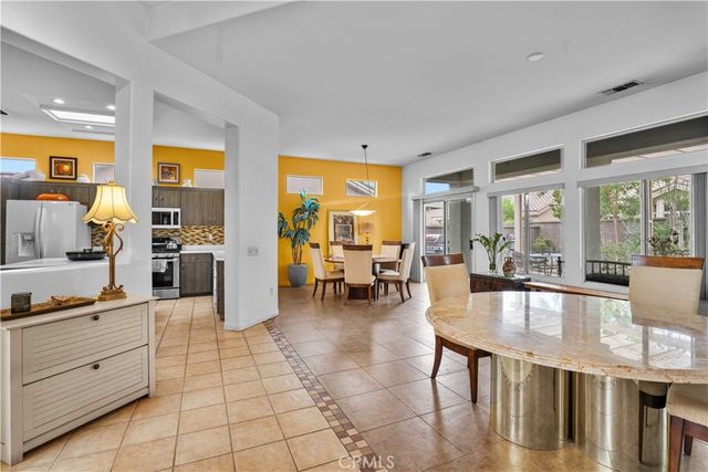 38563 Bent Palm Drive, Palm Desert, CA 92211