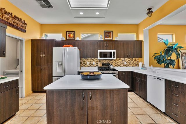 38563 Bent Palm Drive, Palm Desert, CA 92211