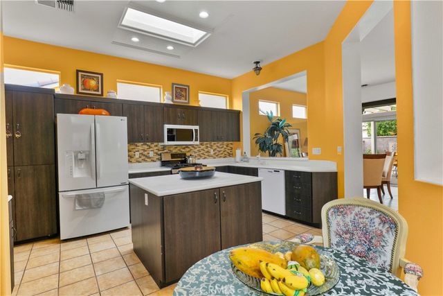 38563 Bent Palm Drive, Palm Desert, CA 92211