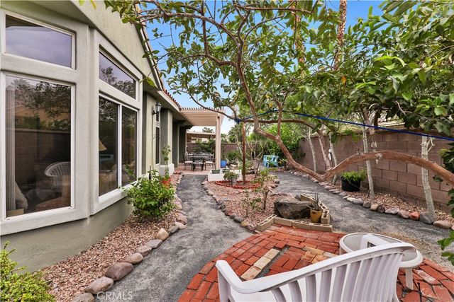 38563 Bent Palm Drive, Palm Desert, CA 92211