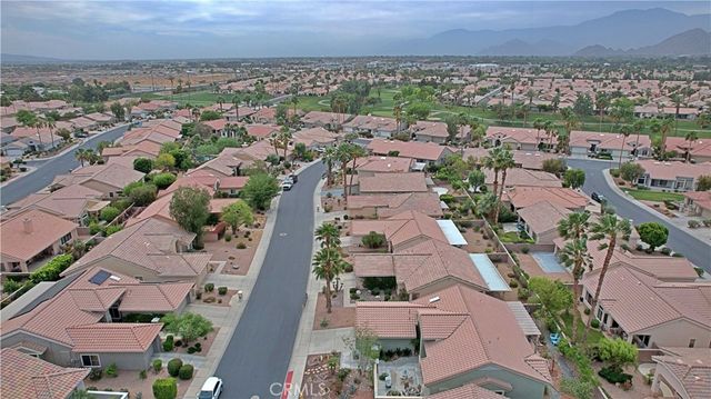38563 Bent Palm Drive, Palm Desert, CA 92211