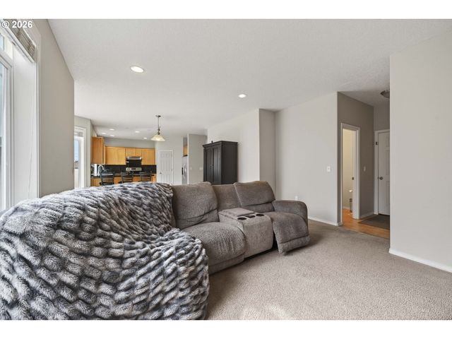 3521 S 2ND Way, Ridgefield, WA 98642