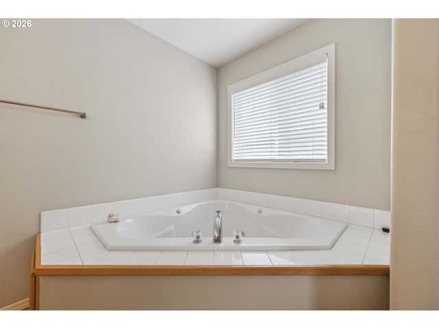 3521 S 2ND Way, Ridgefield, WA 98642