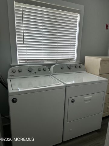 14 St Eustatius Street, Toms River, NJ 08757