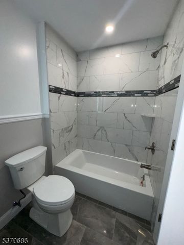 11 Maine St, Jefferson Twp., NJ 07849