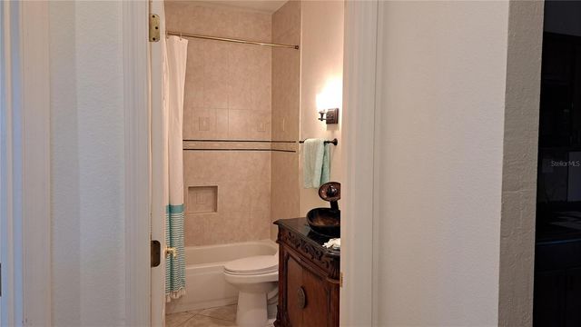 2377 BURTON LANE, Sarasota, FL 34239