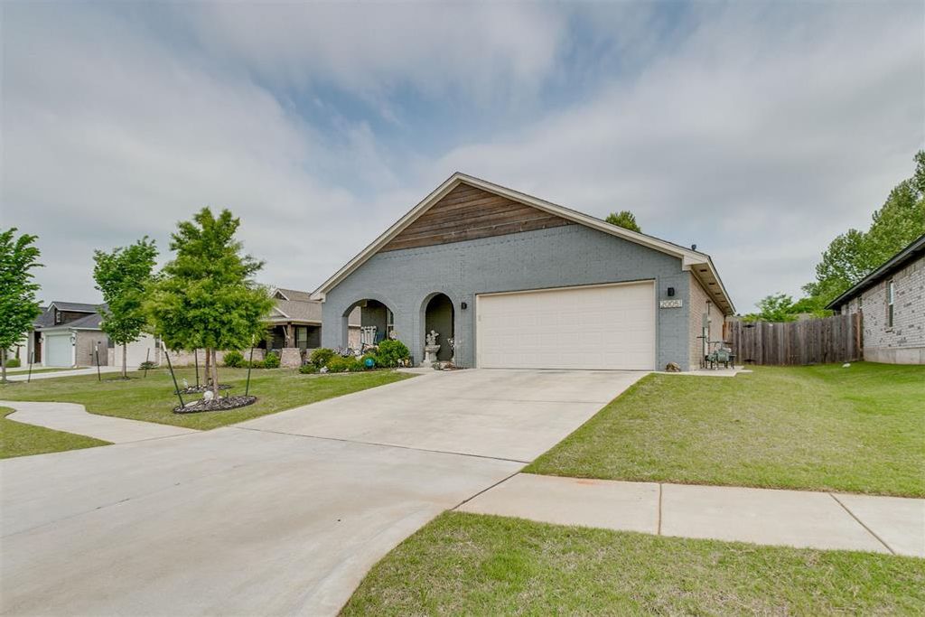20051 Park Lane, Harrah, OK 73045