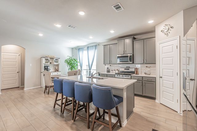 2935 Brittlebush Drive, Fort Worth, TX 76108