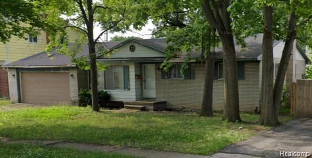 1323 Chatham Drive, Flint, MI 48505
