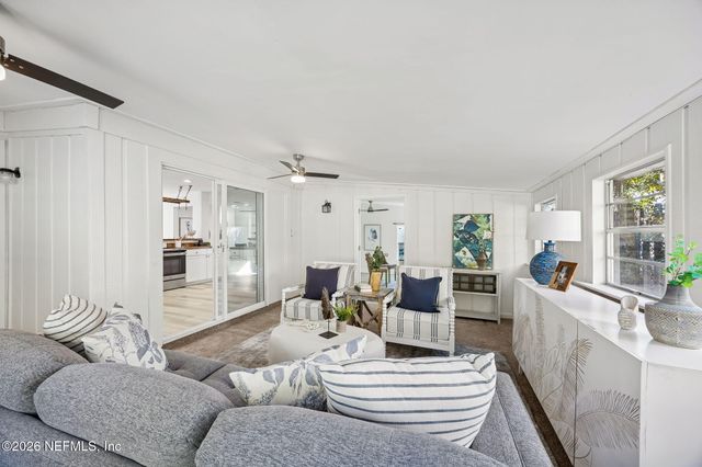 2189 THE WOODS Drive E, Jacksonville, FL 32246