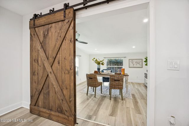 2189 THE WOODS Drive E, Jacksonville, FL 32246