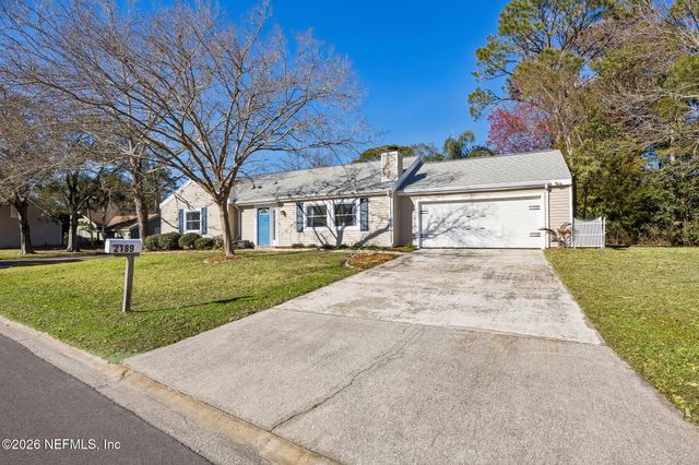 2189 THE WOODS Drive E, Jacksonville, FL 32246