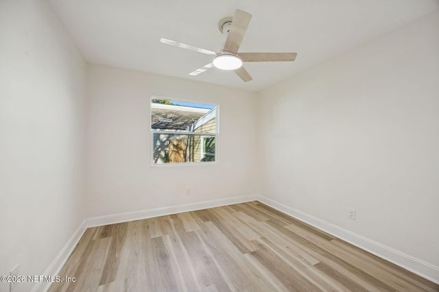 2189 THE WOODS Drive E, Jacksonville, FL 32246