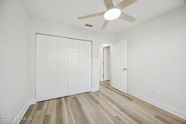 2189 THE WOODS Drive E, Jacksonville, FL 32246