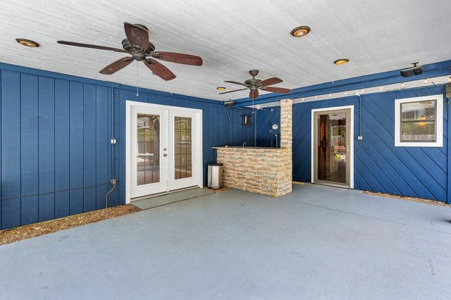230 Walnut Drive, Trinity, TX 75862