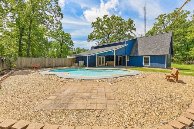 230 Walnut Drive, Trinity, TX 75862