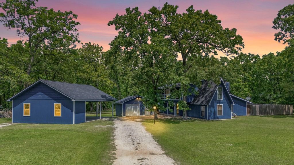 230 Walnut Drive, Trinity, TX 75862