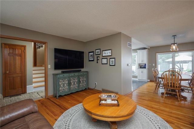 315 Goodrich Drive, Warrensburg, MO 64093