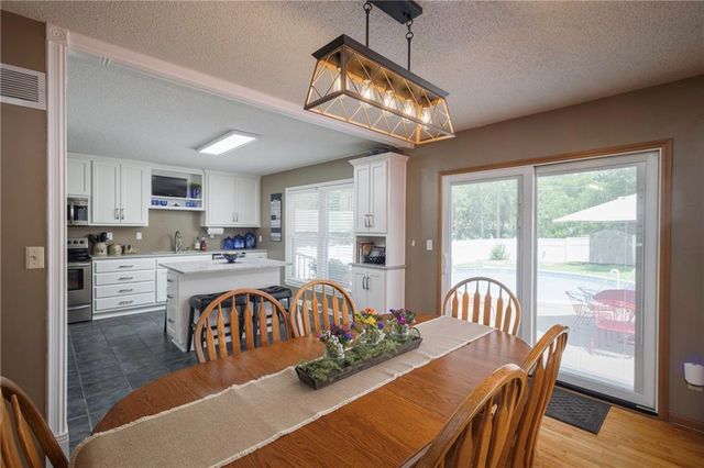 315 Goodrich Drive, Warrensburg, MO 64093