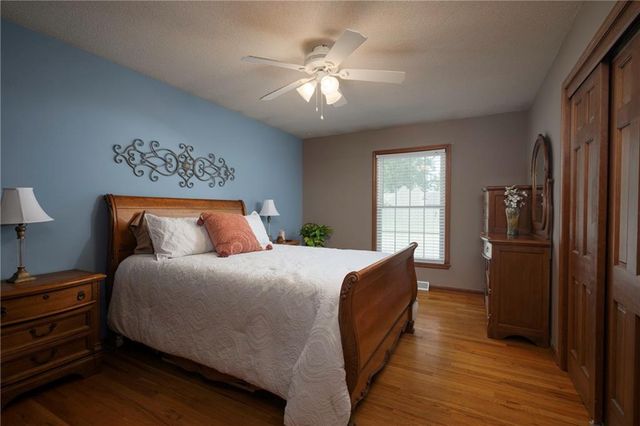 315 Goodrich Drive, Warrensburg, MO 64093