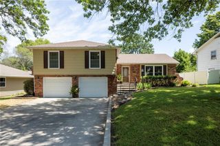 315 Goodrich Drive, Warrensburg, MO 64093