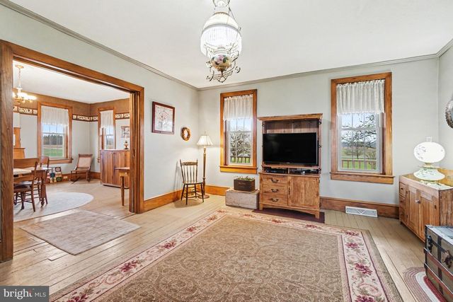 5505 OLDE SCOTLAND RD, Shippensburg, PA 17257