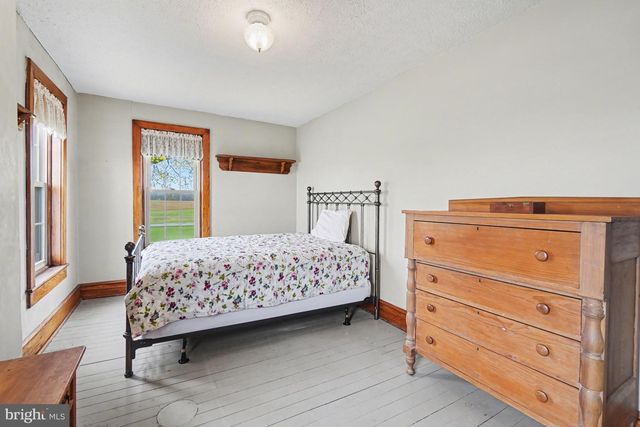 5505 OLDE SCOTLAND RD, Shippensburg, PA 17257
