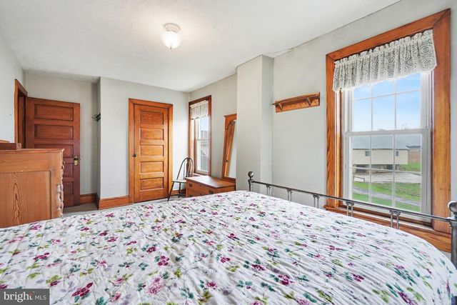 5505 OLDE SCOTLAND RD, Shippensburg, PA 17257