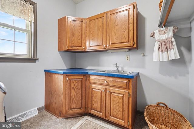 5505 OLDE SCOTLAND RD, Shippensburg, PA 17257