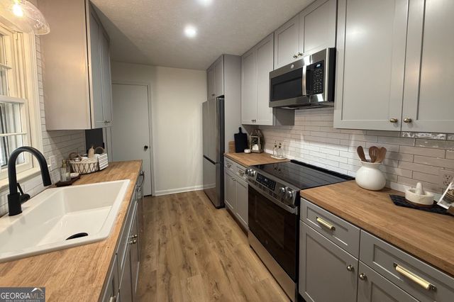 5 Pine Chase, Carrollton, GA 30116