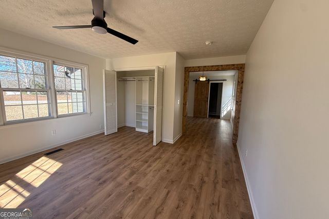 5 Pine Chase, Carrollton, GA 30116