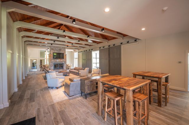 1D Brookside Village Way M22, Dover, VT 05356