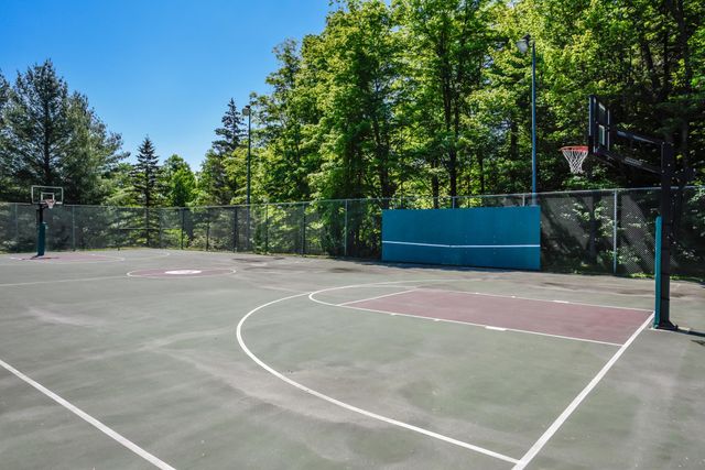 1D Brookside Village Way M22, Dover, VT 05356