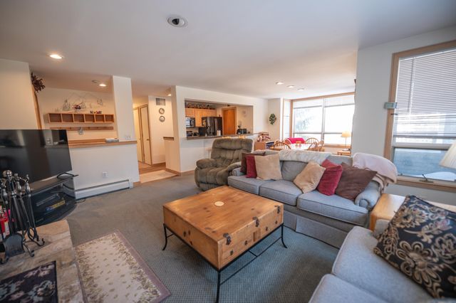 1D Brookside Village Way M22, Dover, VT 05356