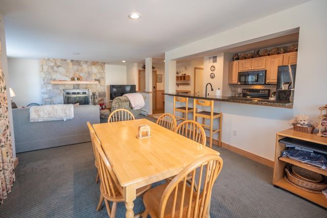 1D Brookside Village Way M22, Dover, VT 05356
