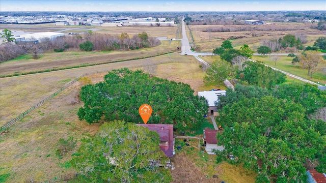 1414 County Road 130, Pearland, TX 77581