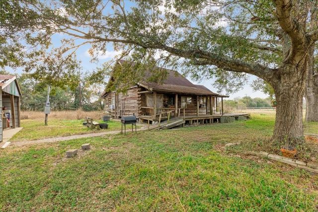 1414 County Road 130, Pearland, TX 77581