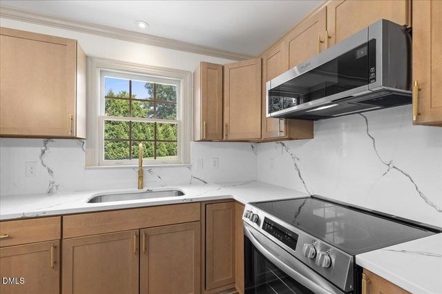 3700 Crooked Brook Trail, Apex, NC 27539
