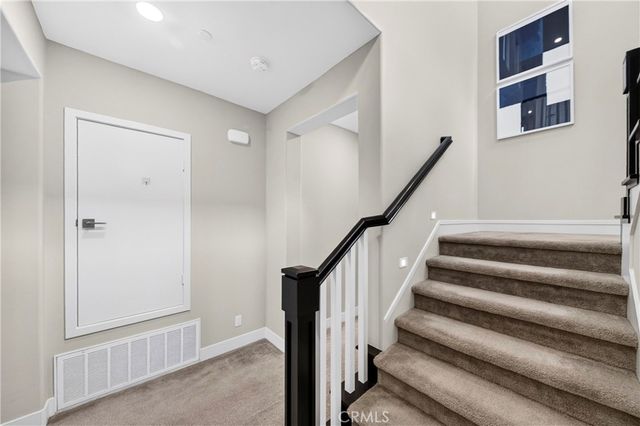 125 Source, Irvine, CA 92618