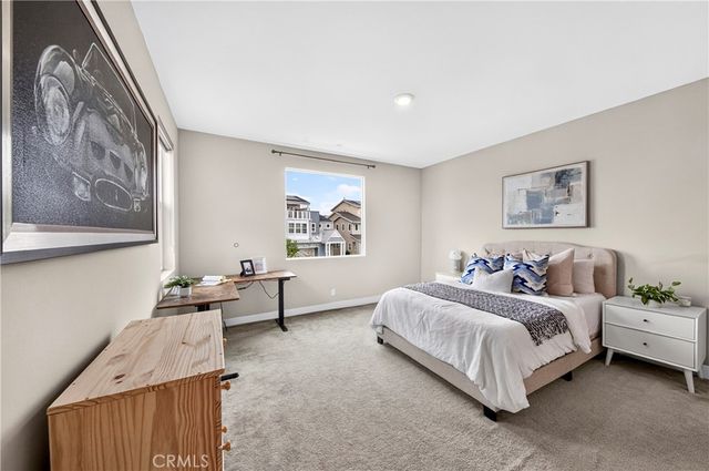 125 Source, Irvine, CA 92618